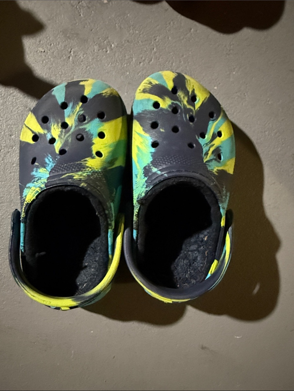 Toddler Crocs fuzzy size 8